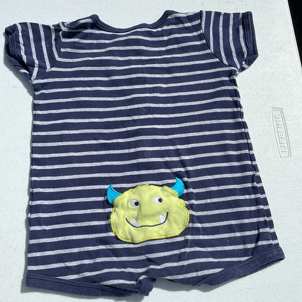 Bundle of Two Rompers - Picture 3 of 11